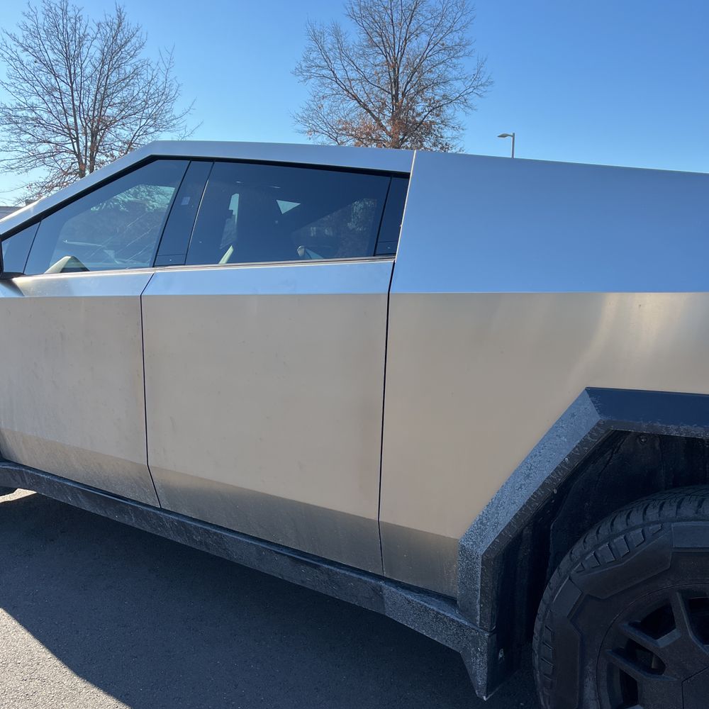2024 Tesla Cybertruck Base