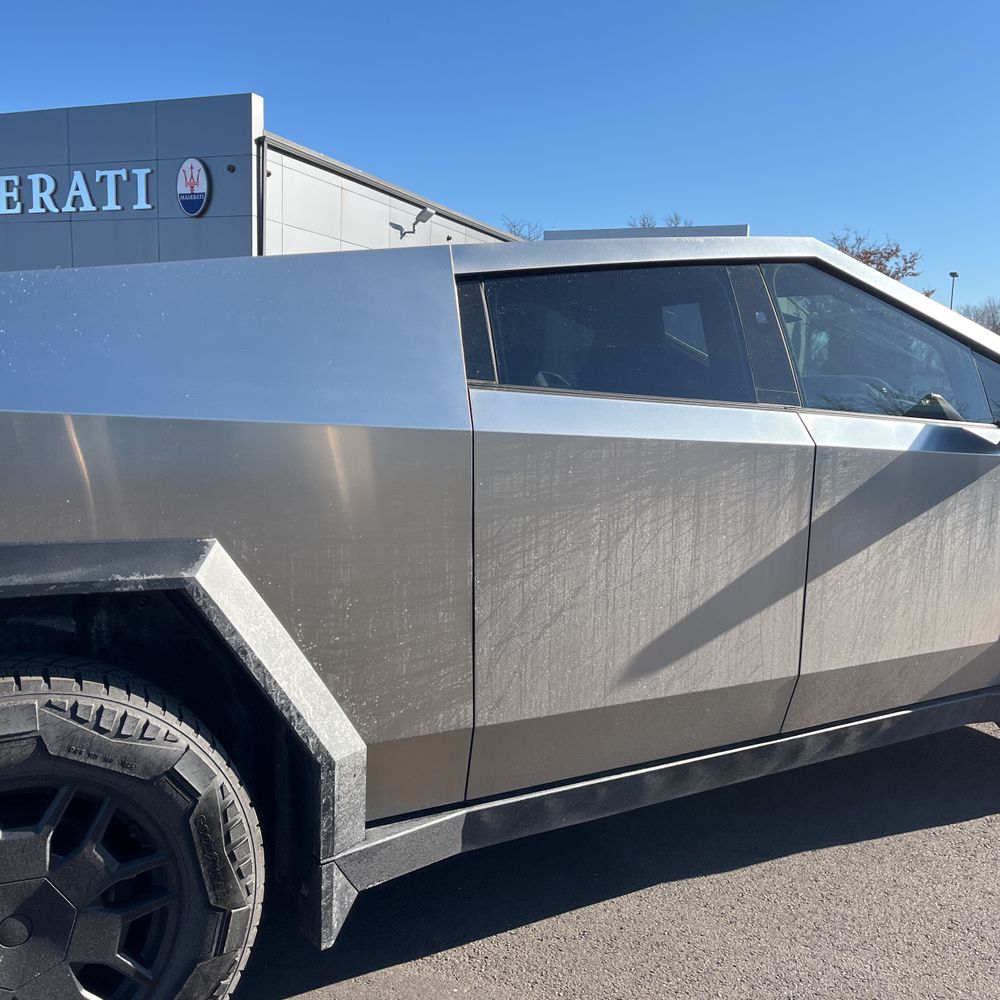 2024 Tesla Cybertruck Base