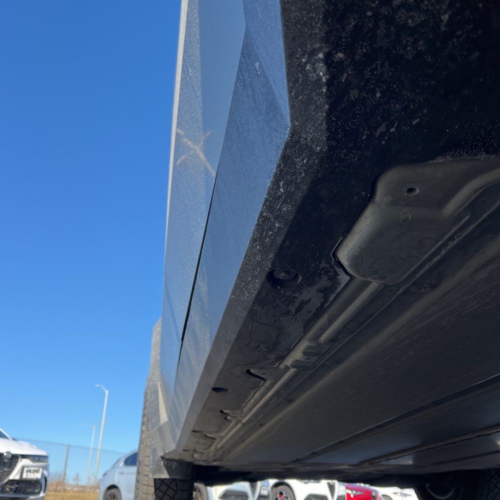 2024 Tesla Cybertruck Base