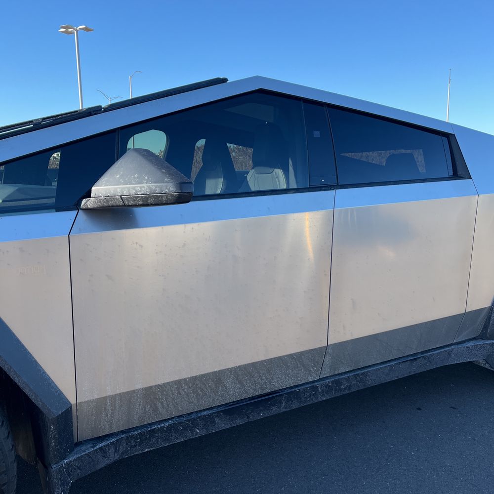 2024 Tesla Cybertruck Base