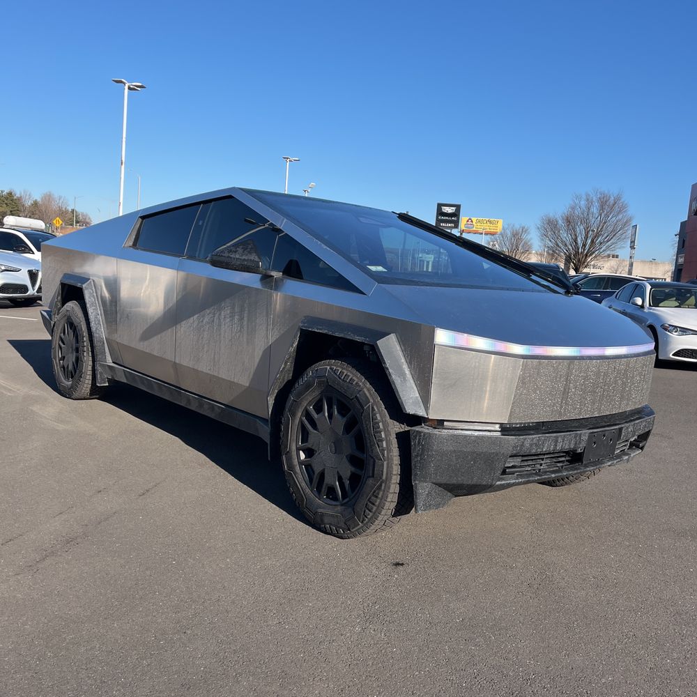 2024 Tesla Cybertruck Base