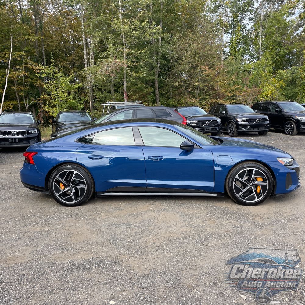 2023 Audi e-tron GT RS