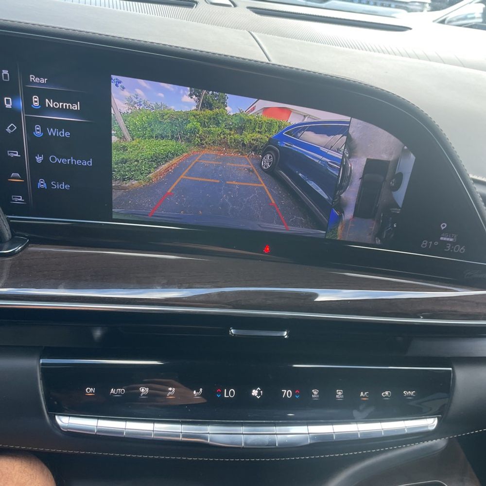 2023 Cadillac Escalade Sport Platinum
