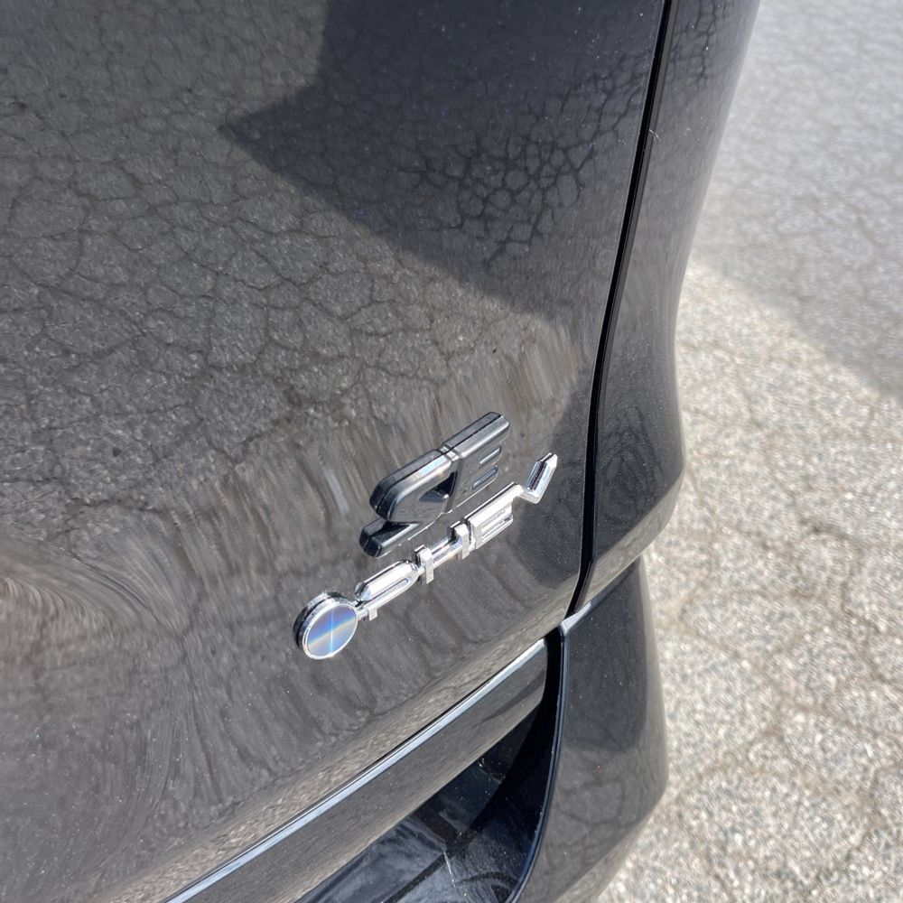 2025 Toyota RAV4 Plug-in Hybrid SE