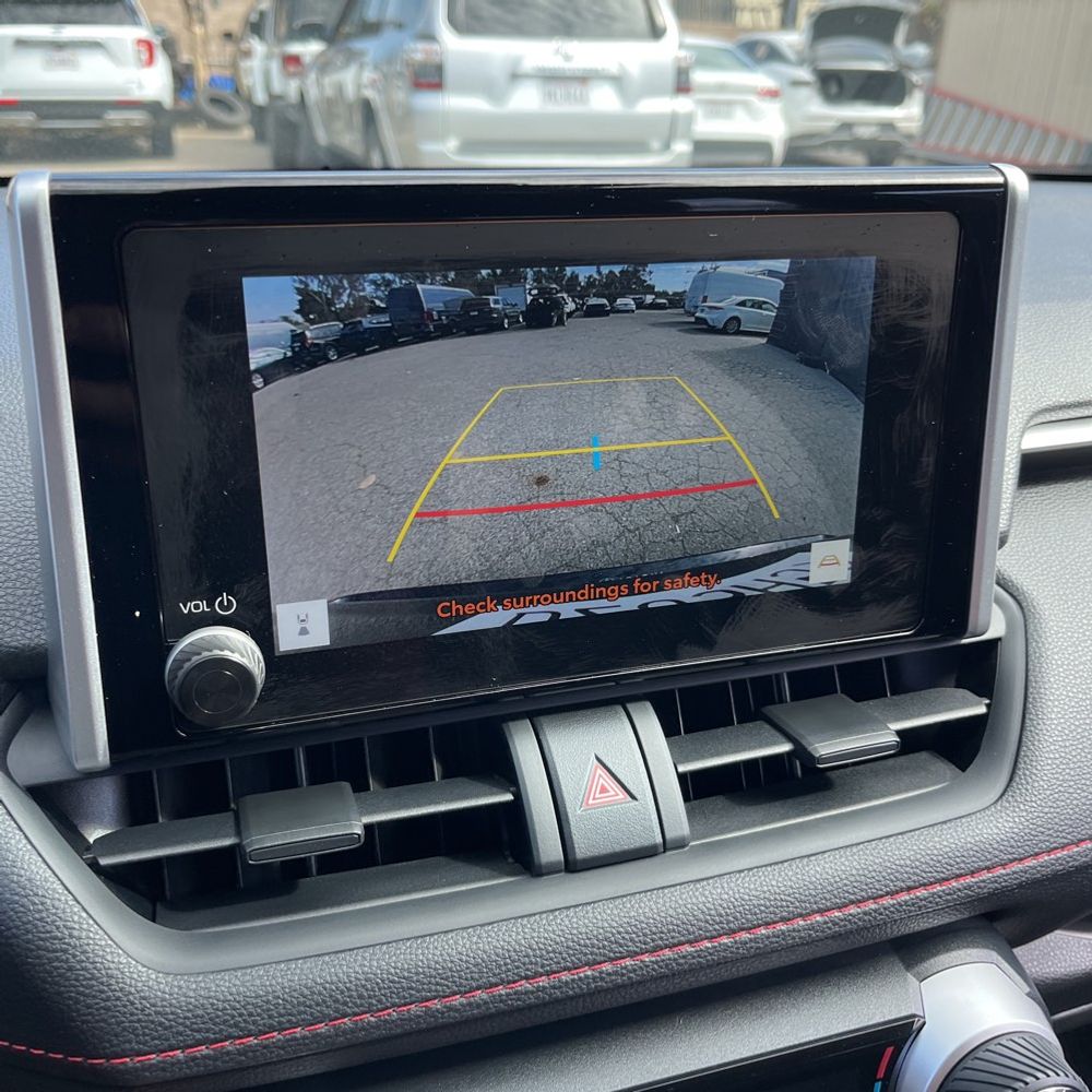 2025 Toyota RAV4 Plug-in Hybrid SE