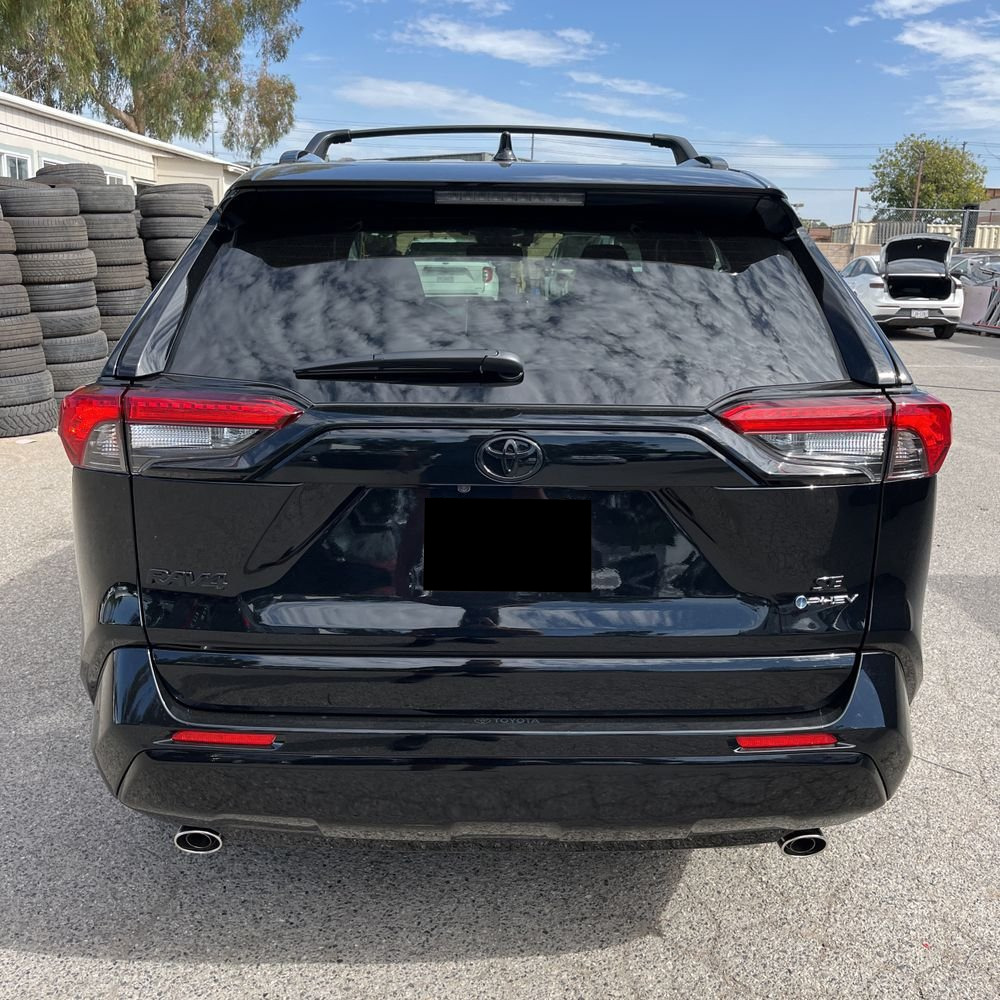 2025 Toyota RAV4 Plug-in Hybrid SE