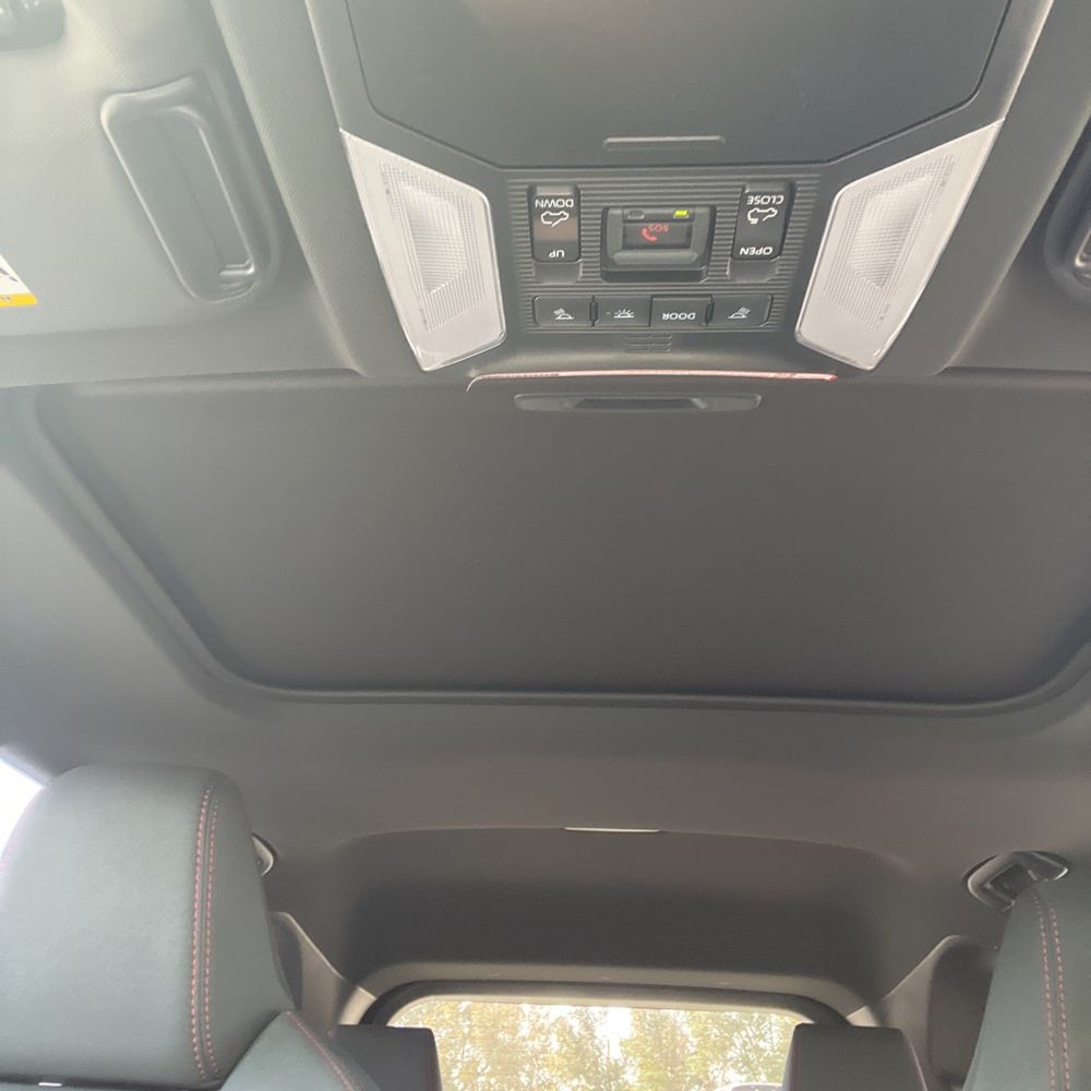 2025 Toyota RAV4 Plug-in Hybrid SE
