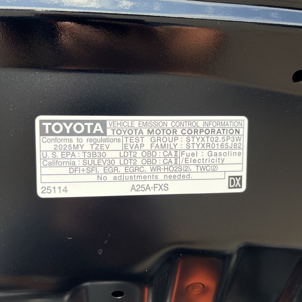 2025 Toyota RAV4 Plug-in Hybrid SE