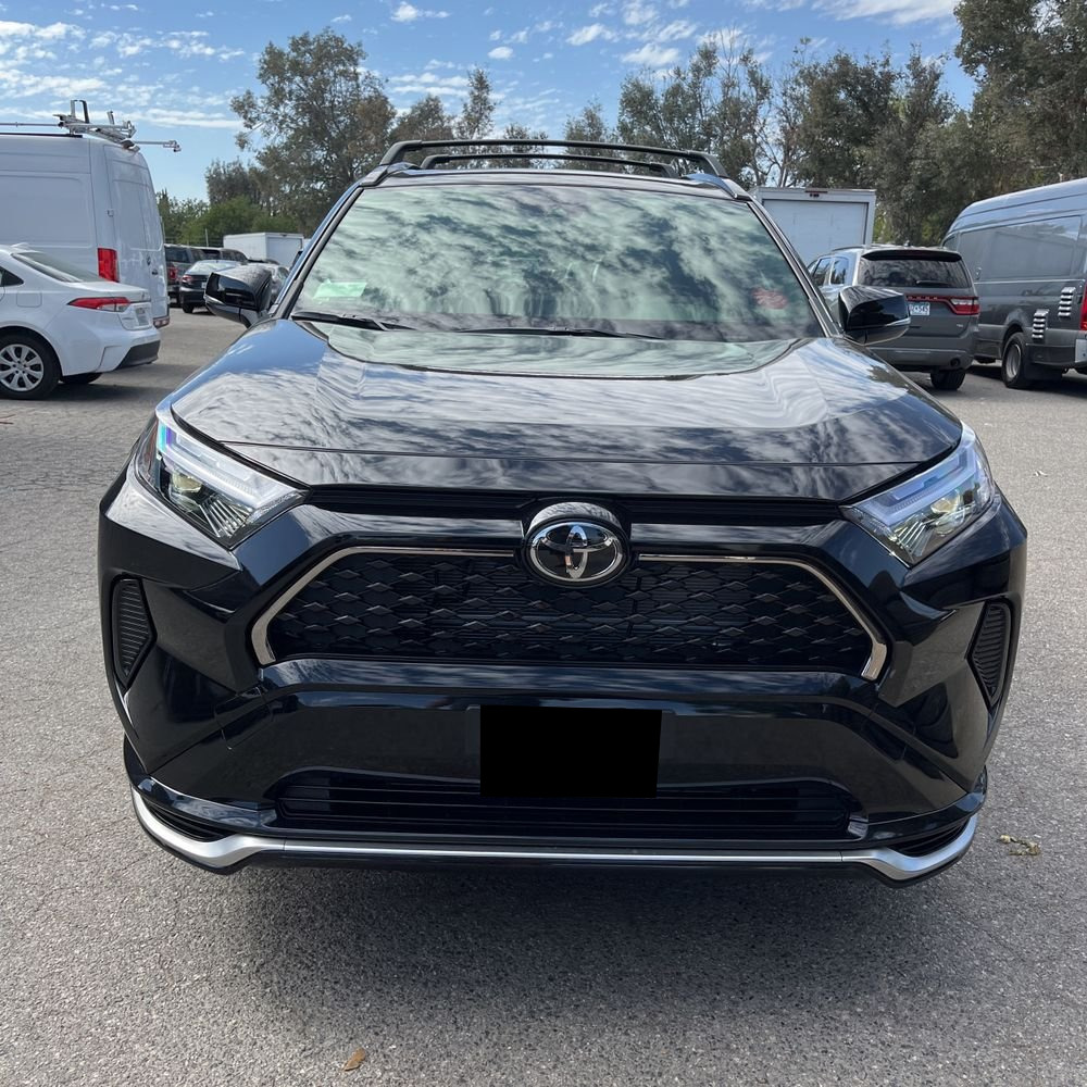 2025 Toyota RAV4 Plug-in Hybrid SE