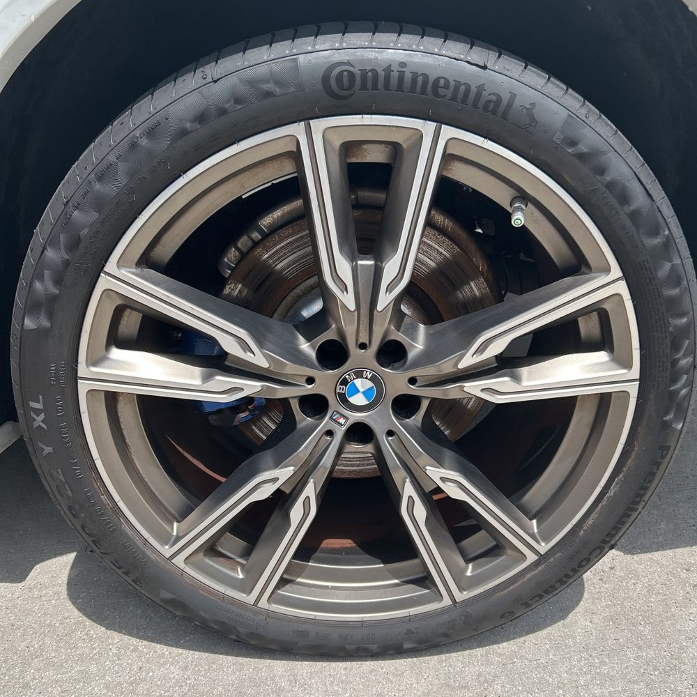 2023 BMW X5 M50i