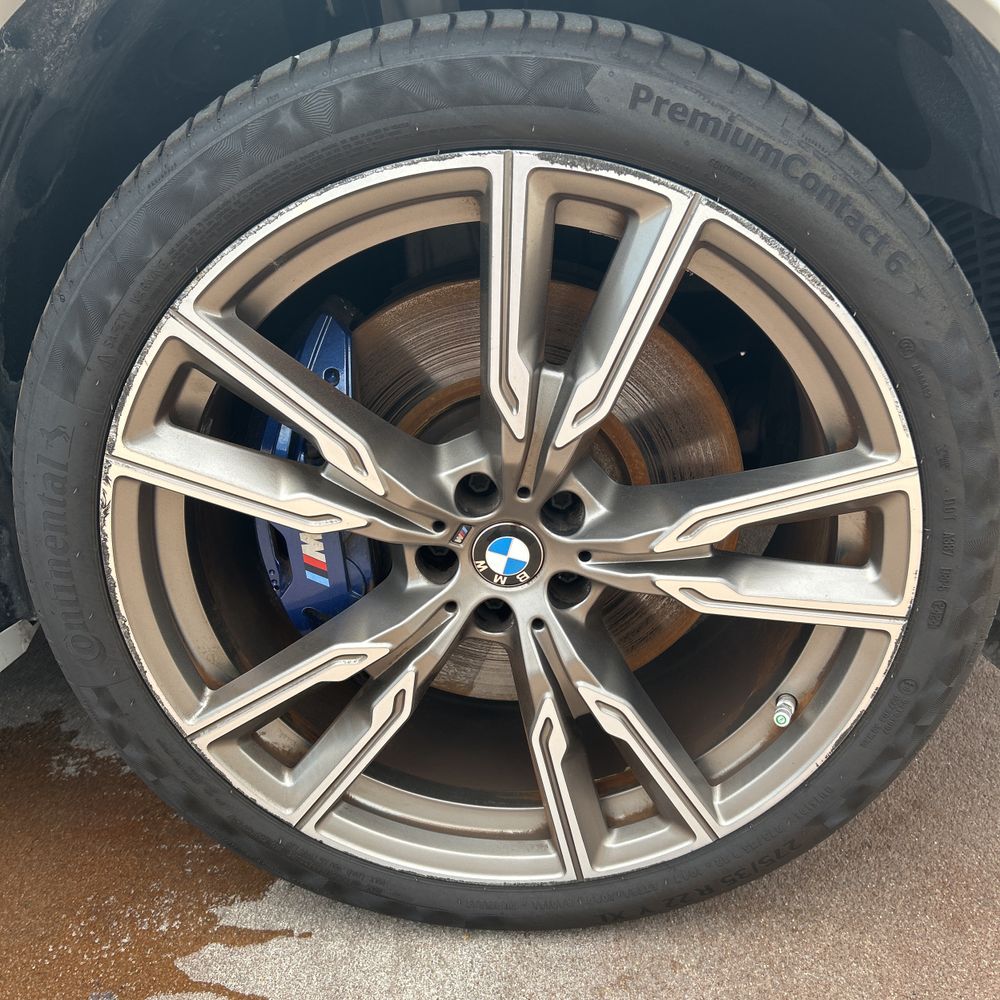 2023 BMW X5 M50i
