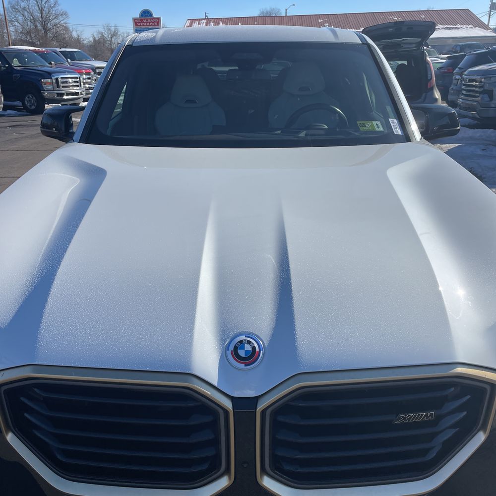 2023 BMW XM Base