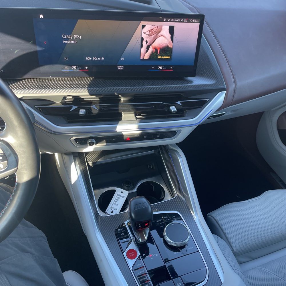 2023 BMW XM Base