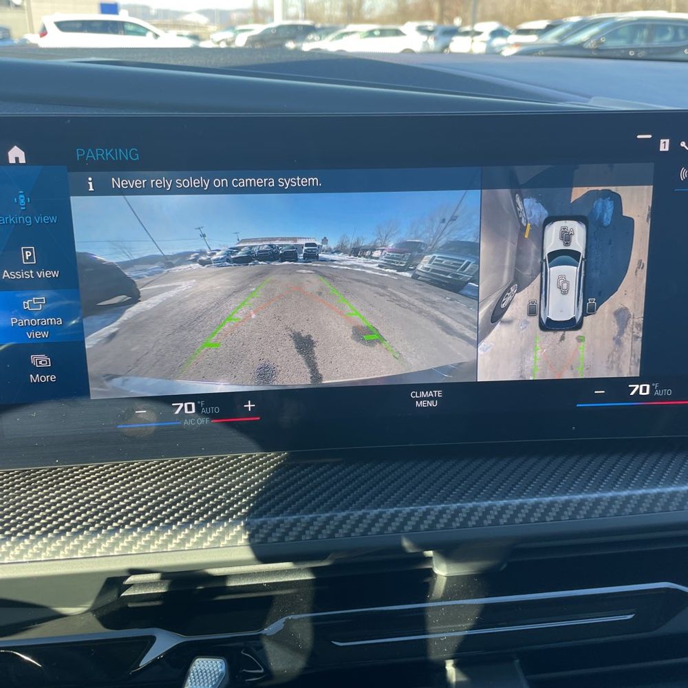 2023 BMW XM Base