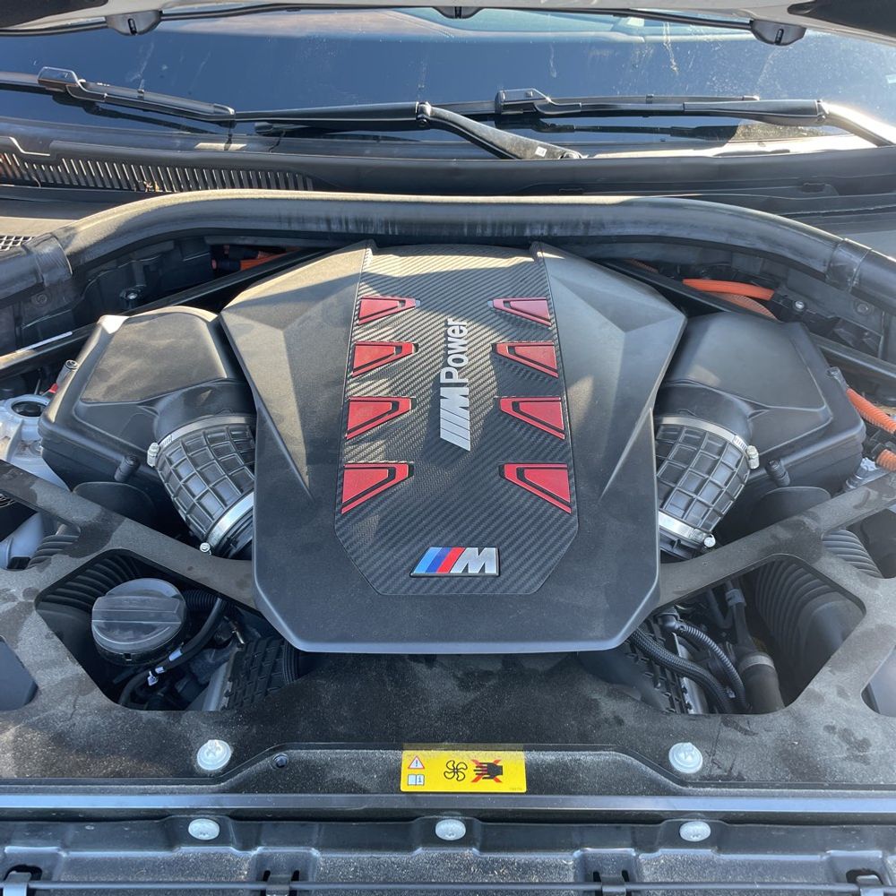 2023 BMW XM Base