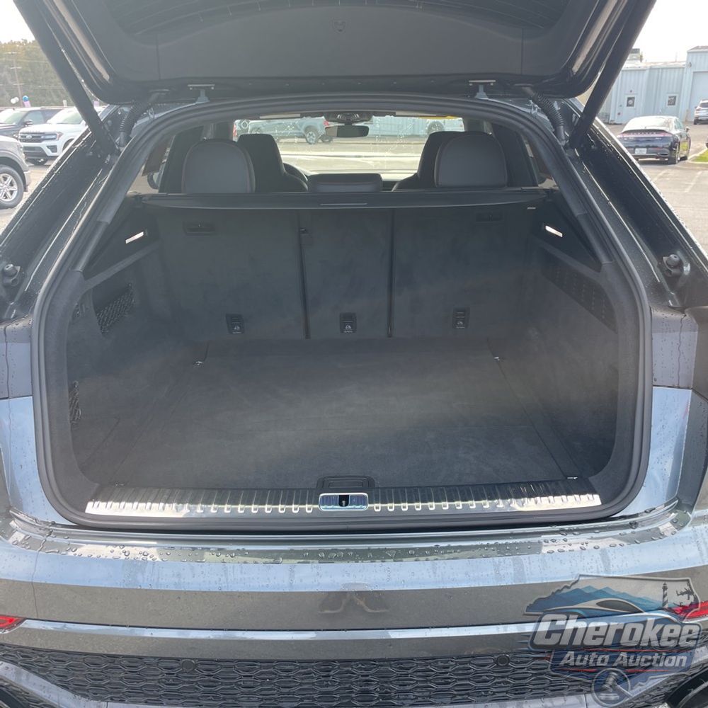 2023 Audi RS Q8