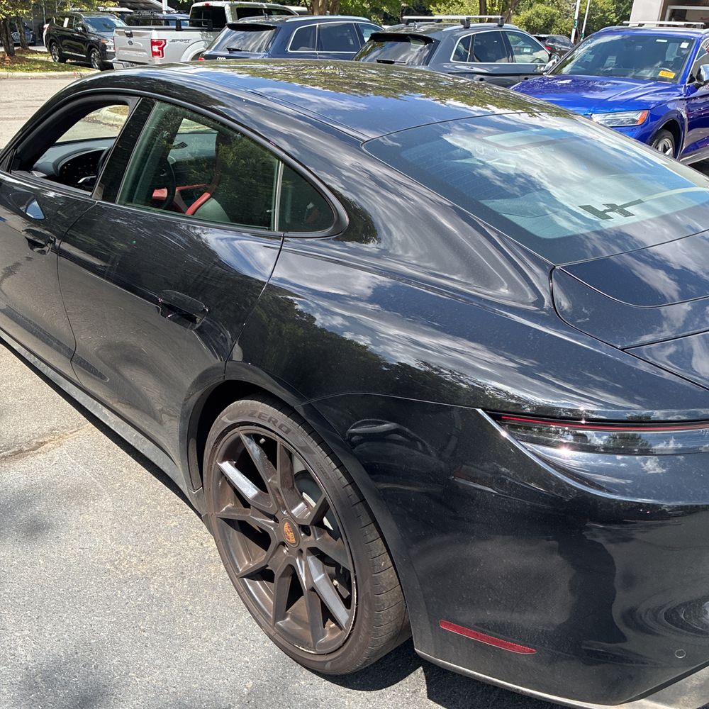 2023 Porsche Taycan Base