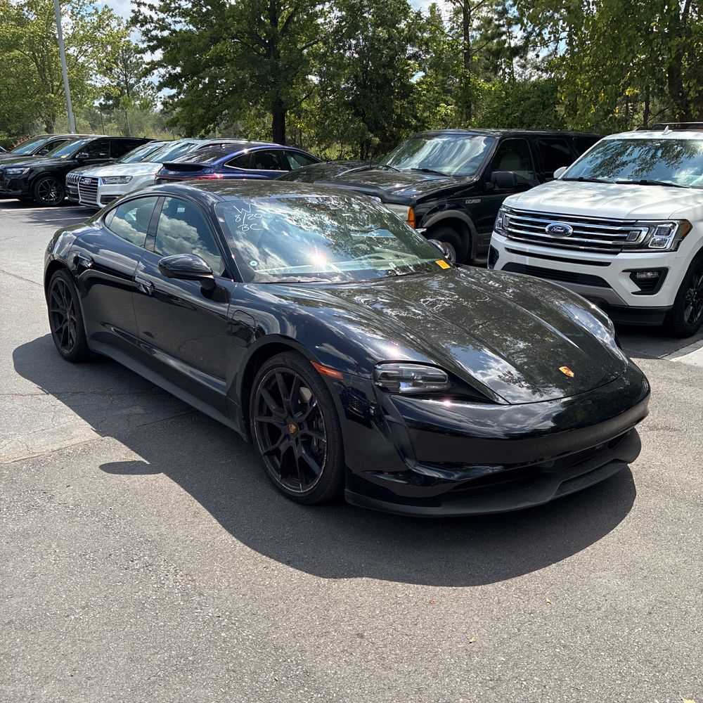 2023 Porsche Taycan Base