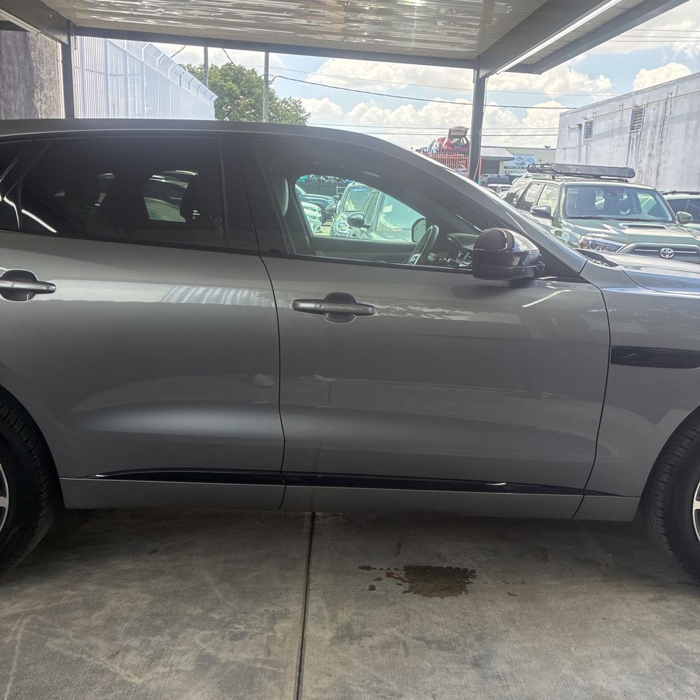 2025 Jaguar F-Pace P250 R-Dynamic S