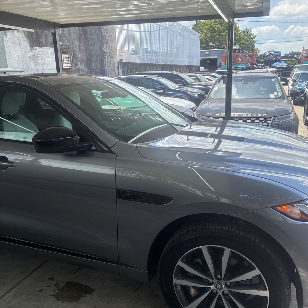 2025 Jaguar F-Pace P250 R-Dynamic S