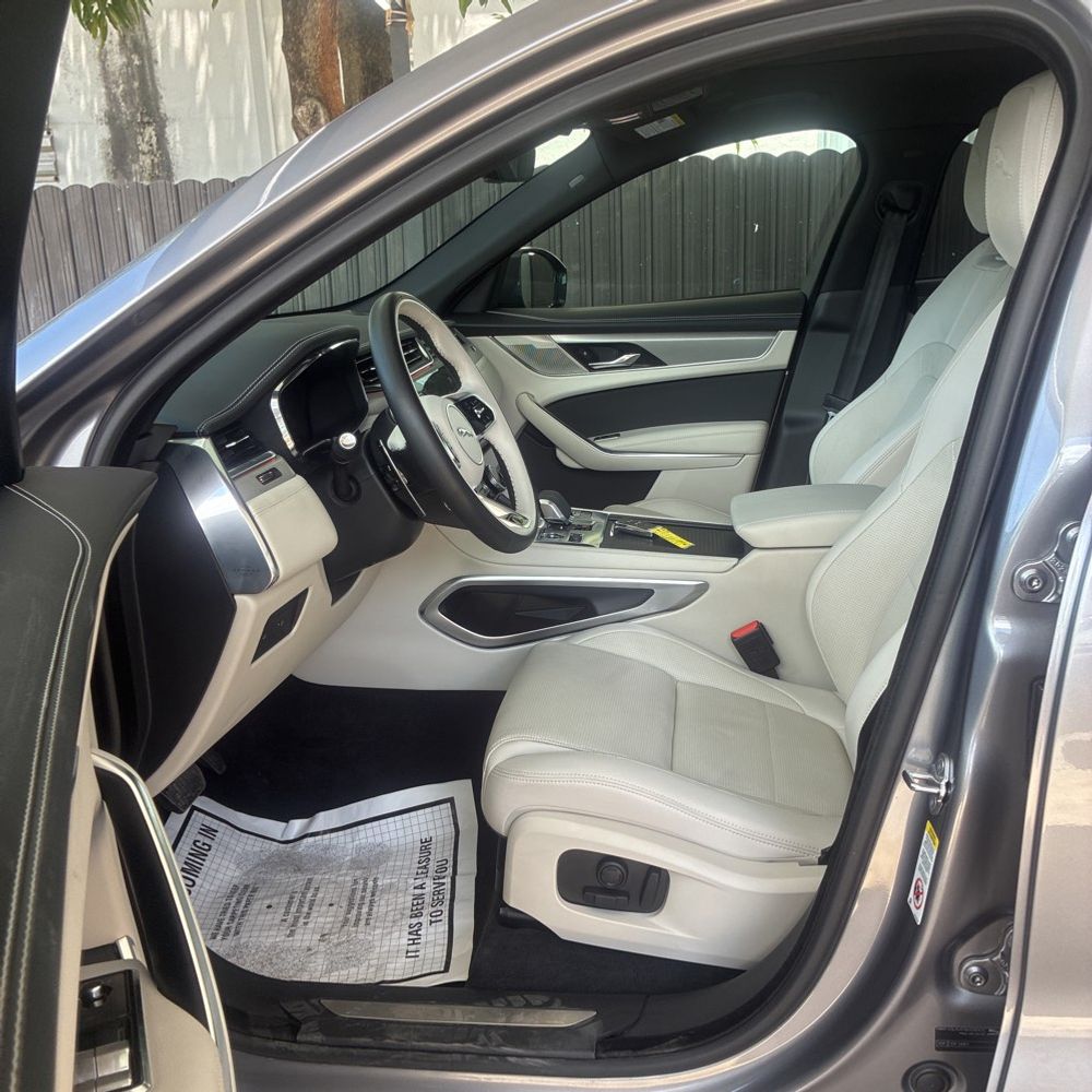2025 Jaguar F-Pace P250 R-Dynamic S