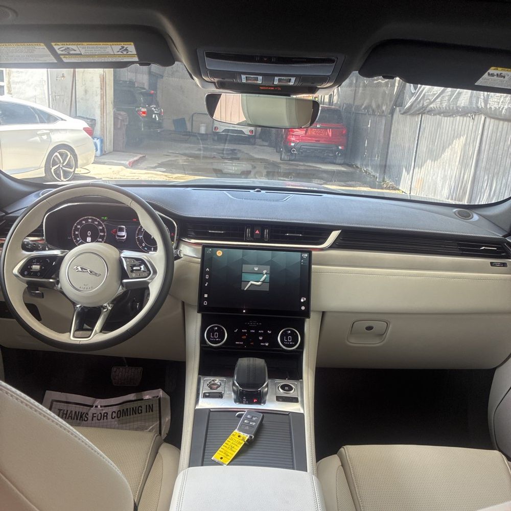 2025 Jaguar F-Pace P250 R-Dynamic S