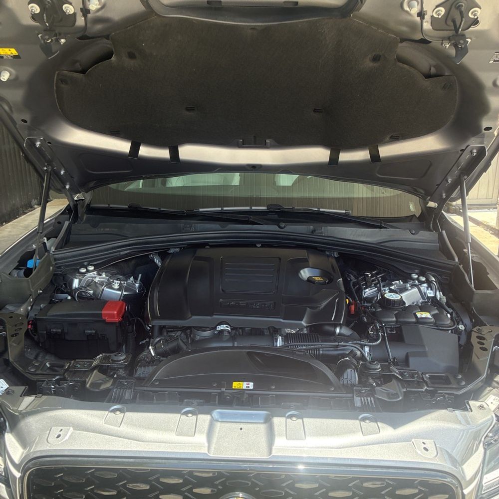 2025 Jaguar F-Pace P250 R-Dynamic S