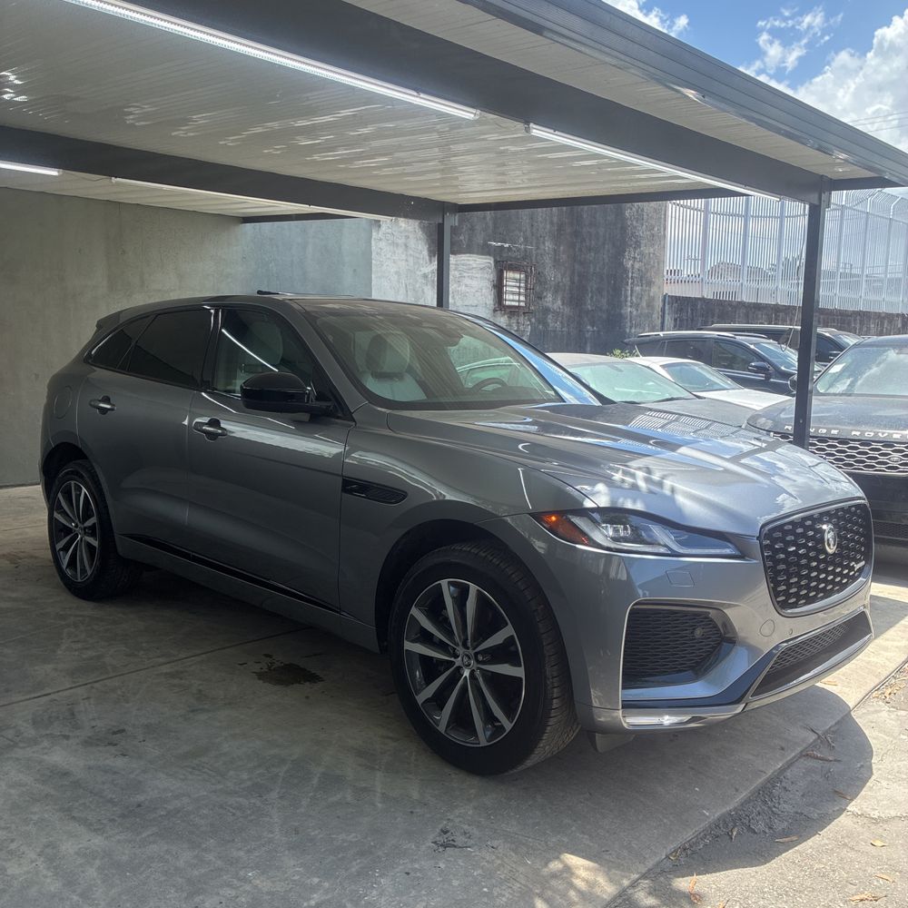 2025 Jaguar F-Pace P250 R-Dynamic S