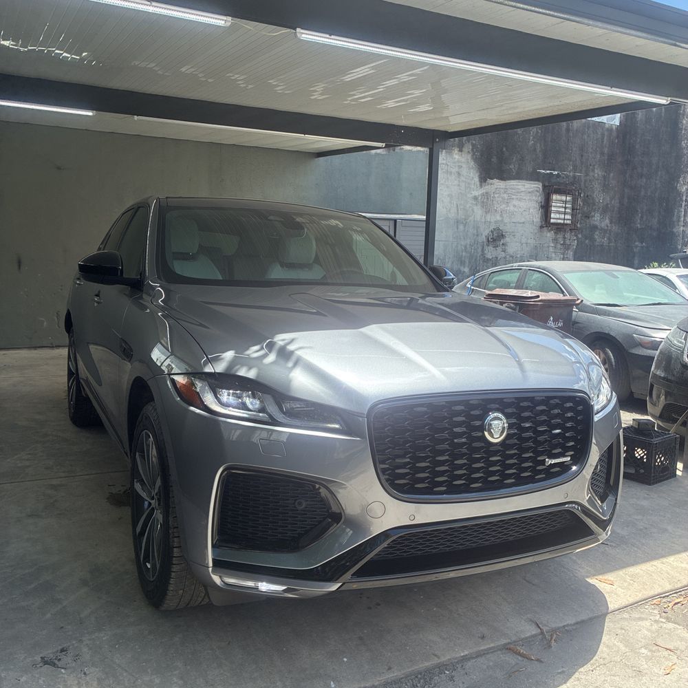 2025 Jaguar F-Pace P250 R-Dynamic S