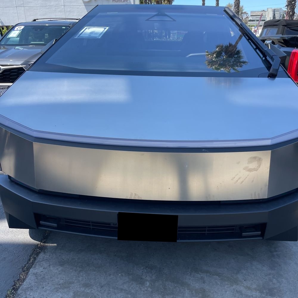 2024 Tesla Cybertruck Base