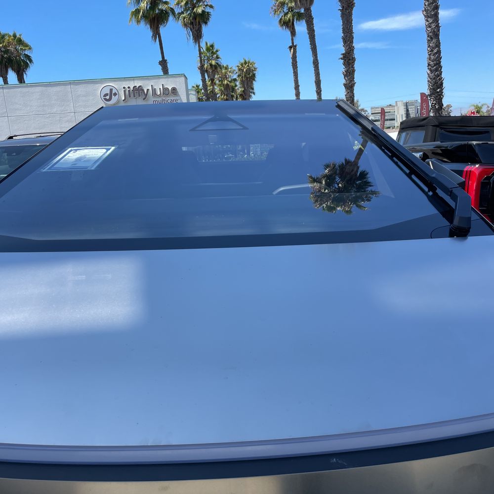 2024 Tesla Cybertruck Base