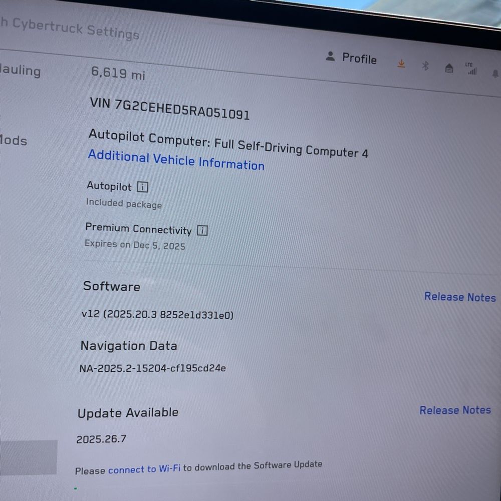 2024 Tesla Cybertruck Base