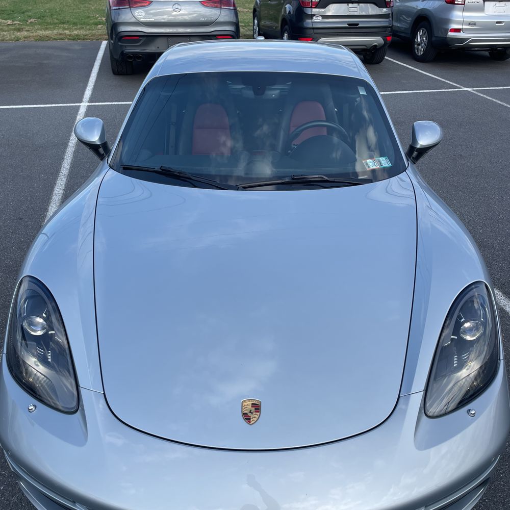 2018 Porsche 718 Cayman Base