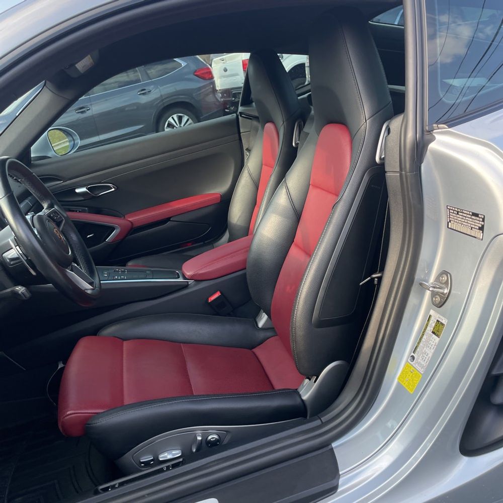 2018 Porsche 718 Cayman Base