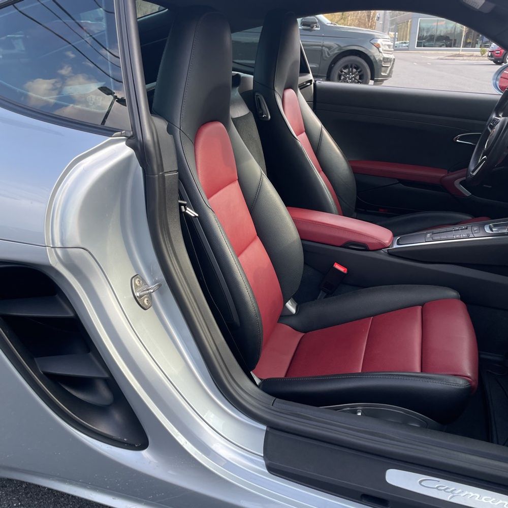 2018 Porsche 718 Cayman Base