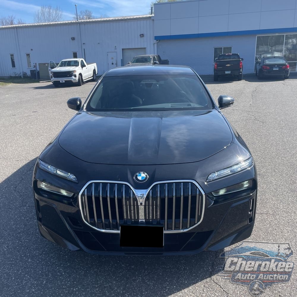 2023 BMW 7-Series 760xi