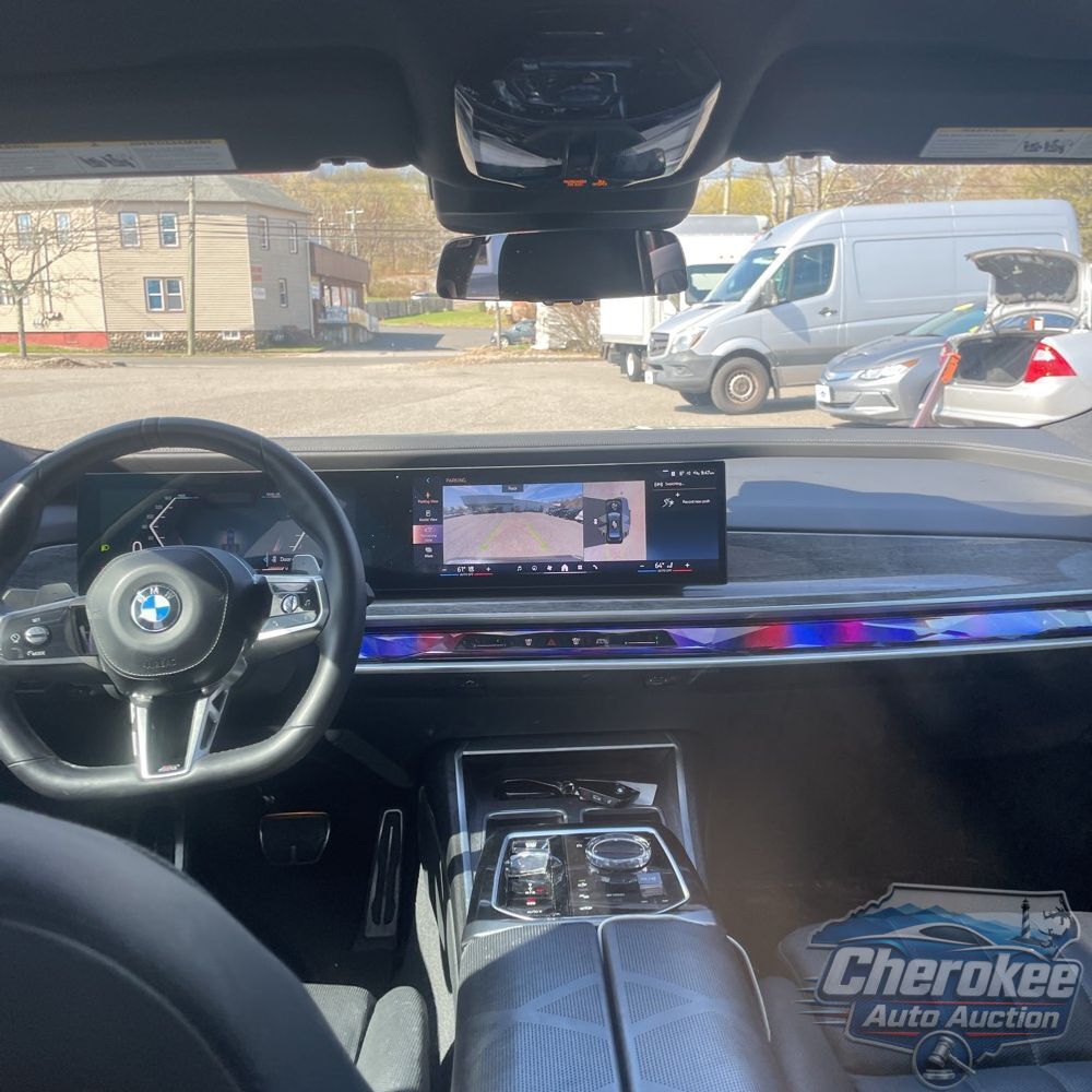 2023 BMW 7-Series 760xi