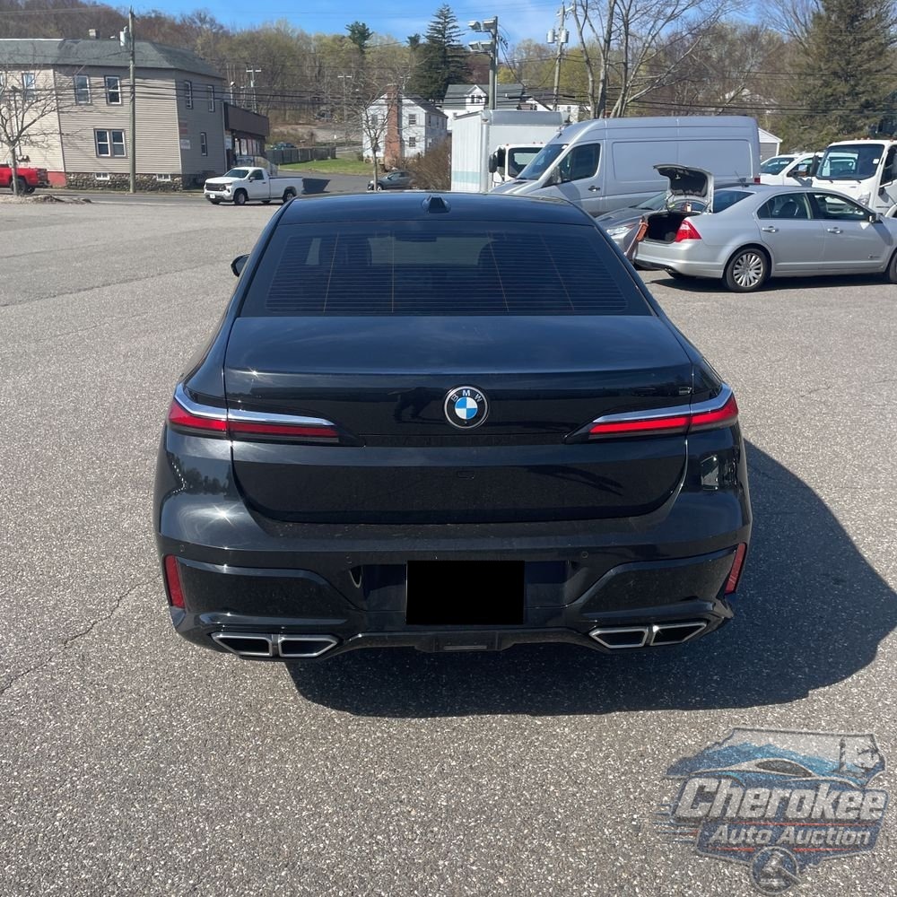 2023 BMW 7-Series 760xi