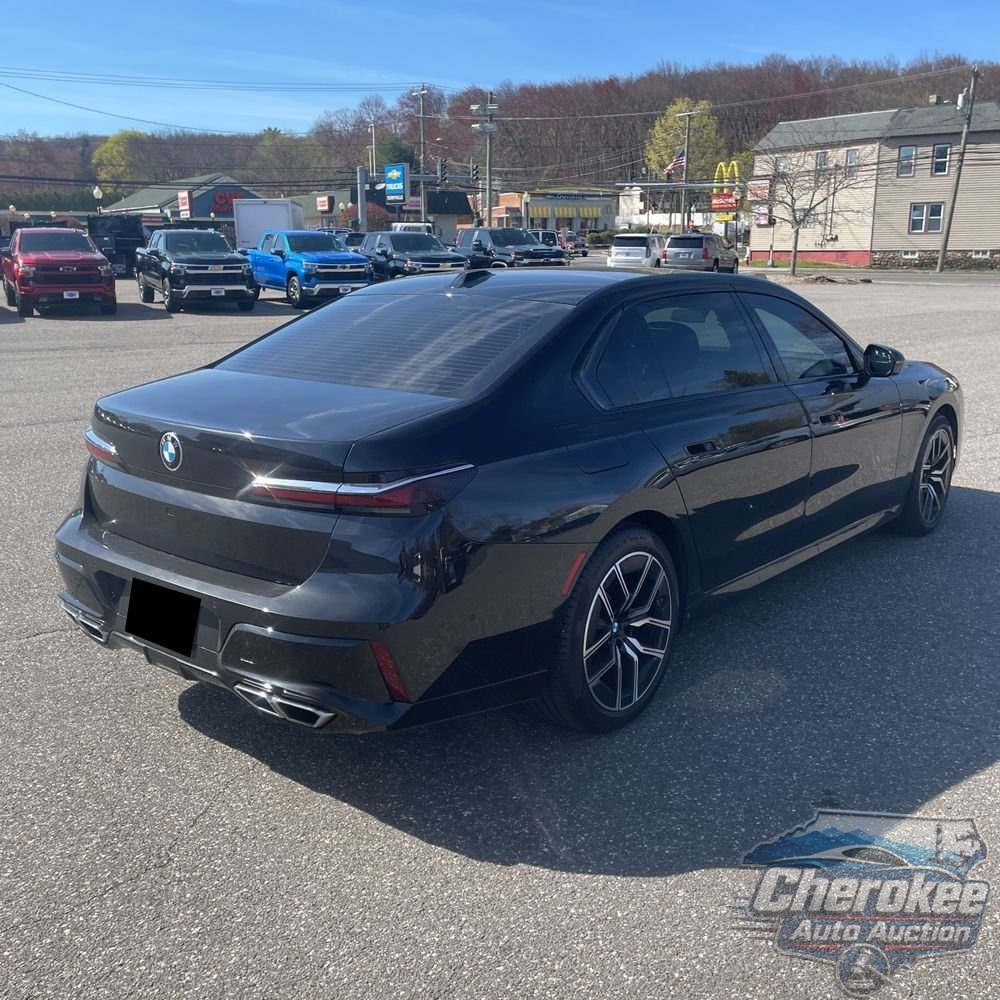 2023 BMW 7-Series 760xi