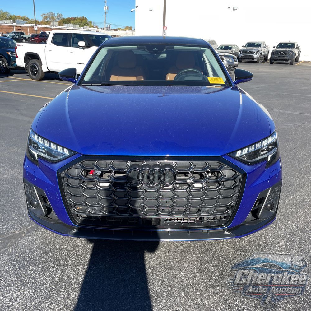2023 Audi S8