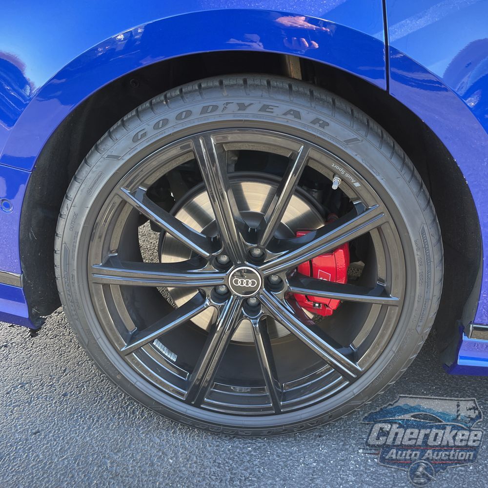 2023 Audi S8