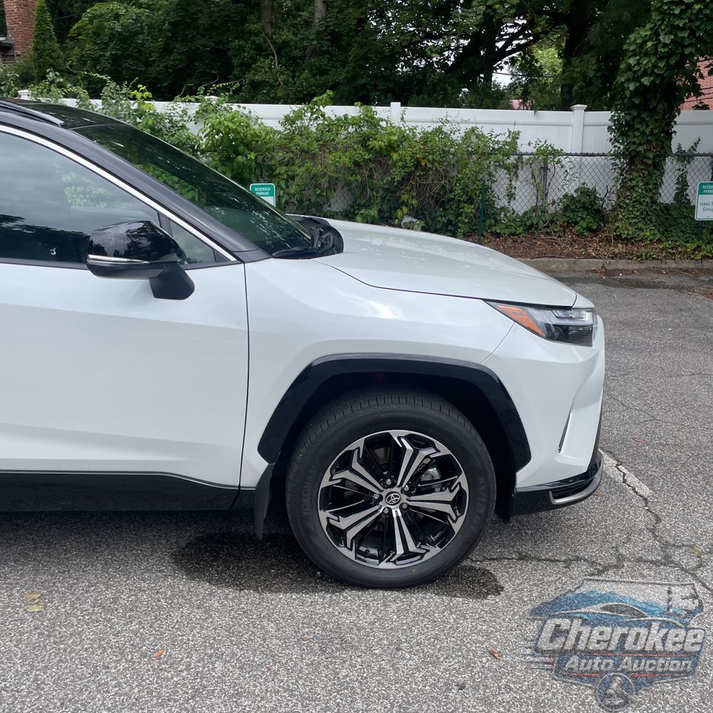 2025 Toyota RAV4 Plug-in Hybrid XSE