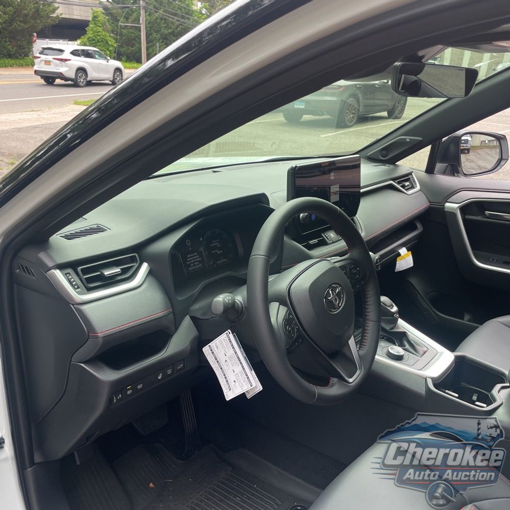 2025 Toyota RAV4 Plug-in Hybrid XSE