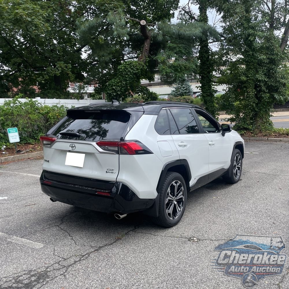 2025 Toyota RAV4 Plug-in Hybrid XSE