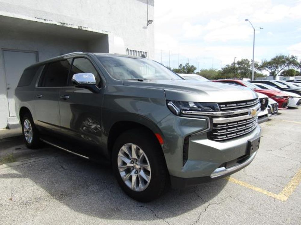 2023 Chevrolet Suburban Premier
