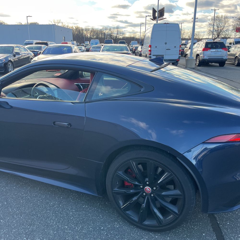 2023 Jaguar F-Type R