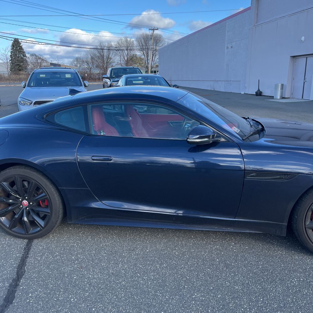 2023 Jaguar F-Type R