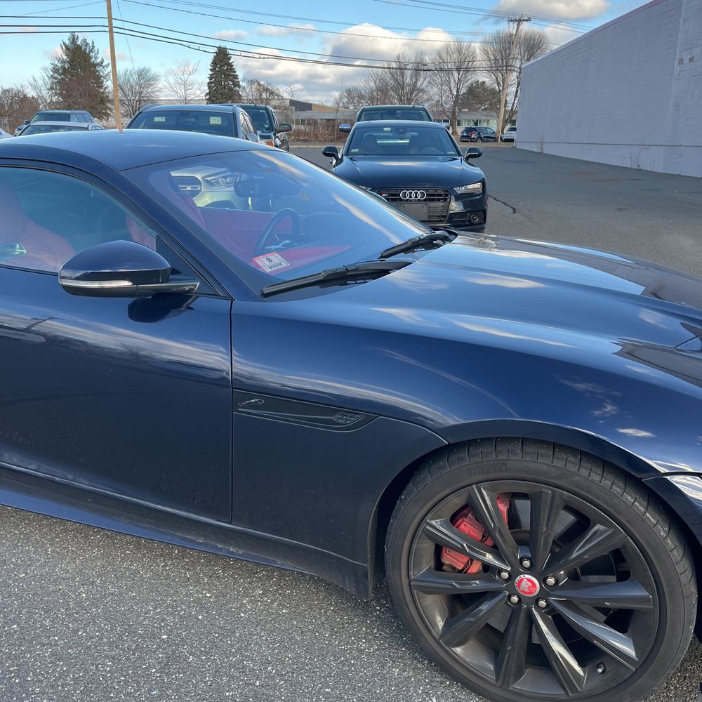 2023 Jaguar F-Type R