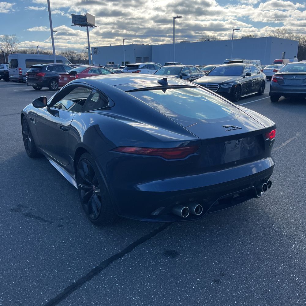 2023 Jaguar F-Type R