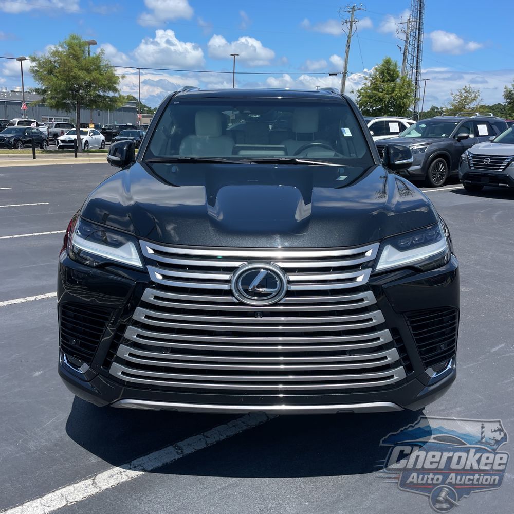 2022 Lexus LX 600 Luxury